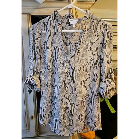 Express Womens Small Portofino Gray Snakeskin Print Slim Fit Sheer Button Blouse - Picture 7 of 7